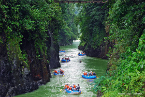 pacuare lodge rafting
